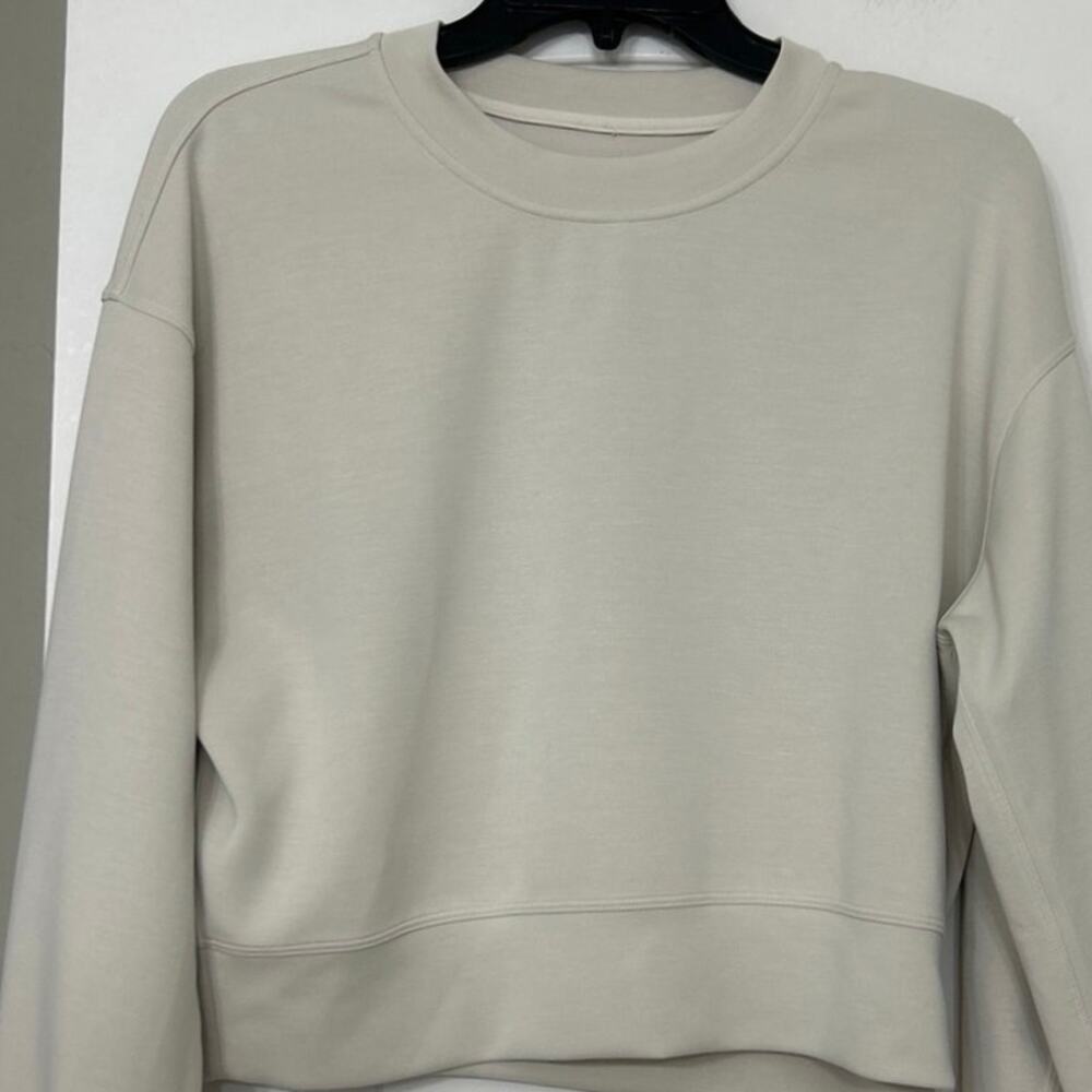 Lululemon Softstreme Perfectly Oversized Cropped Crew White Opal Sweatshirt 2 - Picture 3 of 10